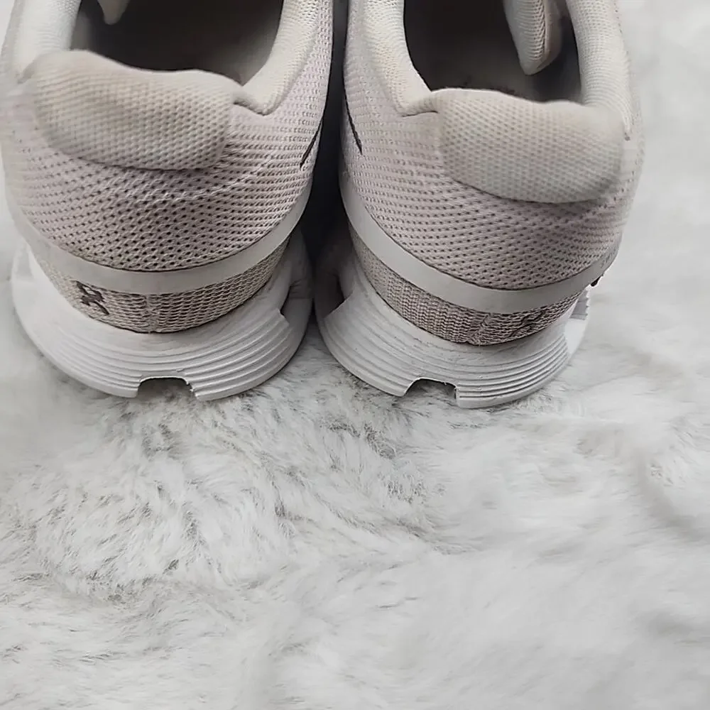 ON Cloud 5 Shoes Womens Size 9.5 Beige White Running Athletic - Picture 5 of 9